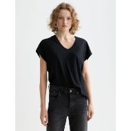 Picture of SCOTCH&SODA WOMEN'S CORE SLUB V- NECK T-SHIRT IN BLACK 4