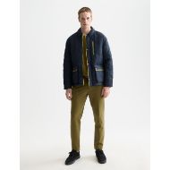 Picture of SCOTCH&SODA MEN'S SEASONAL CORE MOTT TAILORED COTTON BLEND JERSEY CHINO IN DARK GREEN 7