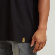 Picture of G-STAR MEN'S GS-01 RELAXED T-SHIRT IN DK BLACK 3