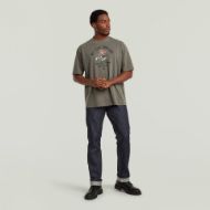 Picture of G-STAR MEN'S FRONT GR ANGRY BEE LOOSE T-SHIRT IN TURF GD 5