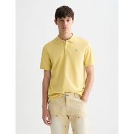 Picture of SCOTCH&SODA MEN'S SEASONAL CORE PIQUE CHEST LOGO POLO IN MEDIUM YELLOW 4