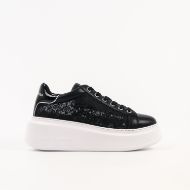 Picture of KARL LAGERFELD WOMEN'S ANAKAPRI SCRIPT LACE SIGNIA IN BLACK 1