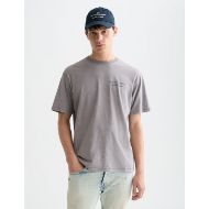 Picture of SCOTCH&SODA MEN'S BASQUIAT FRONT AND BACK ARTWORK RELAXED-FIT T-SHIRT IN LIGHT PASTEL GREY 4