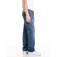 Picture of REPLAY MEN'S AIDEEN STRAIGHT FIT JEANS 11 OZ RED CAST RECYCLED COMFORT IN MEDIUM BLUE 2