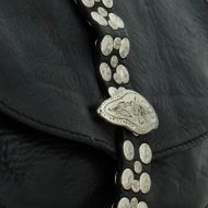 Снимка на CAMPOMAGGI ДАМСКА КОЖЕНА КРОСБОДИ ЧАНТА LINDA С КАПСИ В ЧЕРНО 5