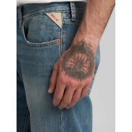 Picture of REPLAY MEN'S DERYCK REGULAR-FIT JEANS MEDIUM BLUE 5