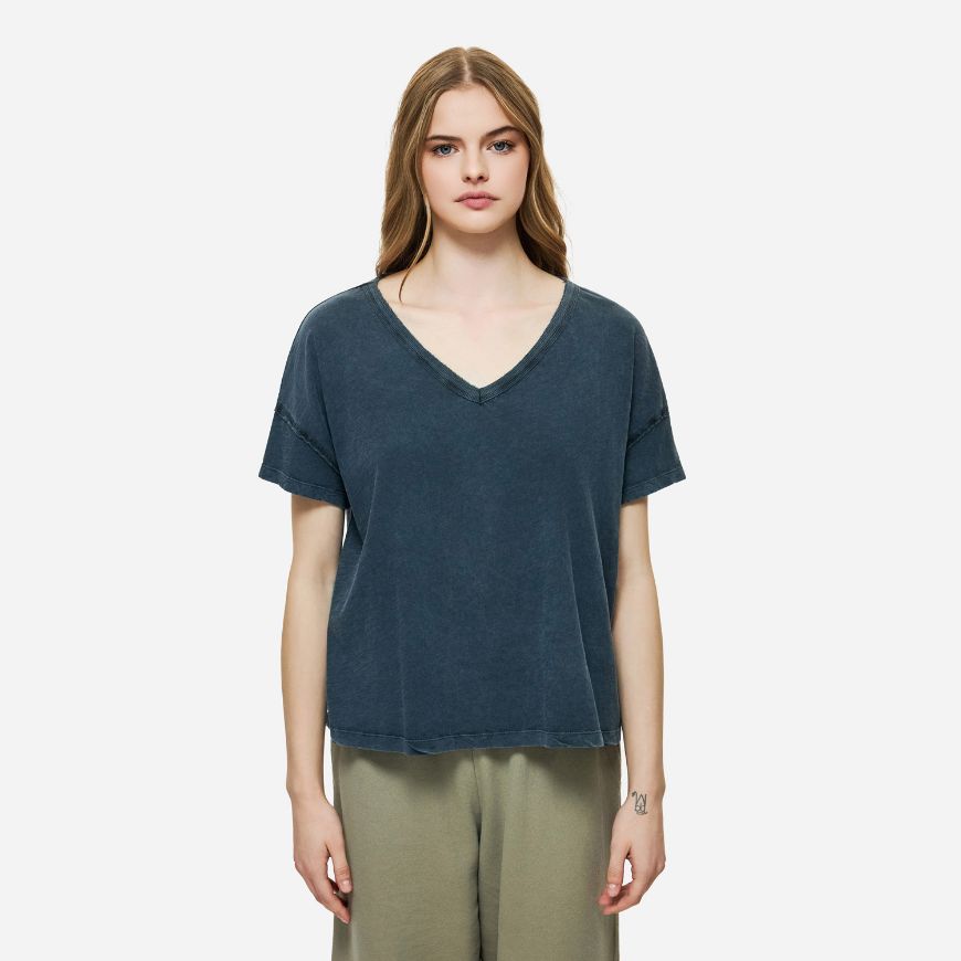 Снимка на DIRTY LAUNDRY ДАМСКИ ТОП OVERSIZED V-NECK T-SHIRT VINTAGE BLUE