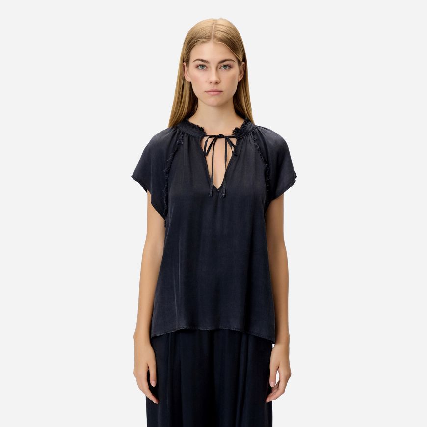 Picture of DIRTY LAUNDRY WOMEN'S RELAXED RAGLAN TOP IN VINTAGE BLUE