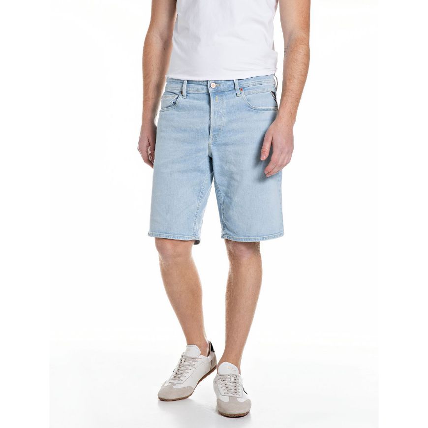 Снимка на REPLAY МЪЖКИ БЕРМУДИ GROVER STRAIGHT-FIT 10.5 OZ SUPER STRETCH DENIM SHORTS В СИН