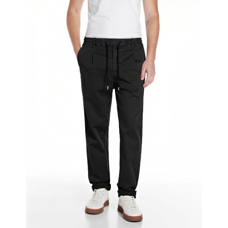 Снимка на REPLAY МЪЖКИ ПАНТАЛОНИ TAPERED FIT DOBBY TWILL TROUSERS WITH DARTS В ЧЕРНО