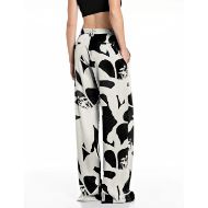 Снимка на REPLAY ДАМСКИ ПАНТАЛОНИ WIDE-LEG TWILL TROUSERS WITH FLOWER PRINT В МАСЛЕНО/ЧЕРНО 2
