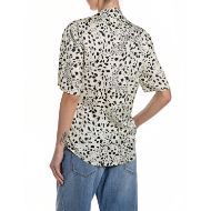 Снимка на REPLAY ДАМСКА РИЗА ASYMMETRIC VISCOSE SHIRT WITH ALL-OVER PRINT В МАСЛЕНО/ЧЕРНО 2