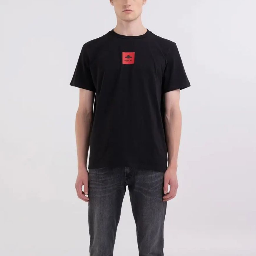 Picture of REPLAY MEN'S BASIC JERSEY T-SHIRT WITH CHEST LOGO IN BLACK