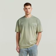 Picture of G-STAR MEN'S SPRAYED RELAXED LOGO T-SHIRT IN KIT/LT ORPHUS SPRAY 1