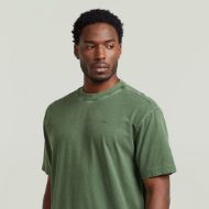 Picture of G-STAR MEN'S RELAXED BASE T-SHIRT IN DK NURI GREEN GD 3