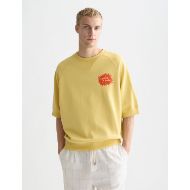 Picture of SCOTCH&SODA MEN'S FRONT AND BACK ARTWORK LOOSE FIT SHORT SLEEVE SWEATSHIRT IN BRIGHT YELLOW 4
