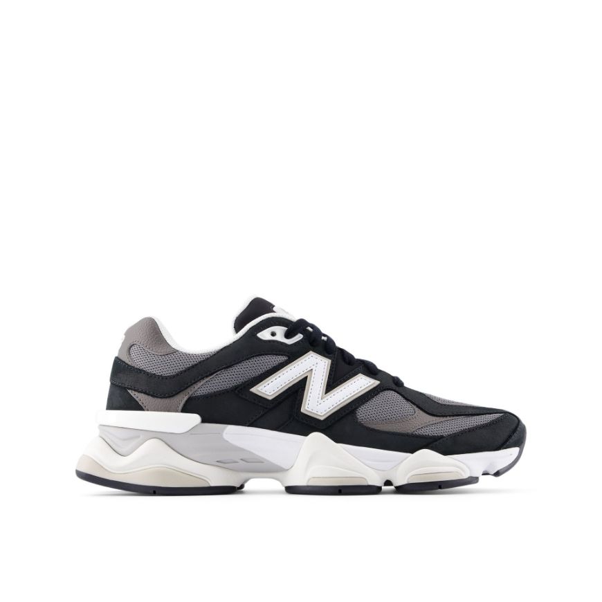 Снимка на NEW BALANCE U9060 В ЧЕРНО