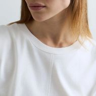 Picture of REPLAY WOMEN'S SLIM-FIT COTTON JERSEY T-SHIRT IN OFF WHITE 3