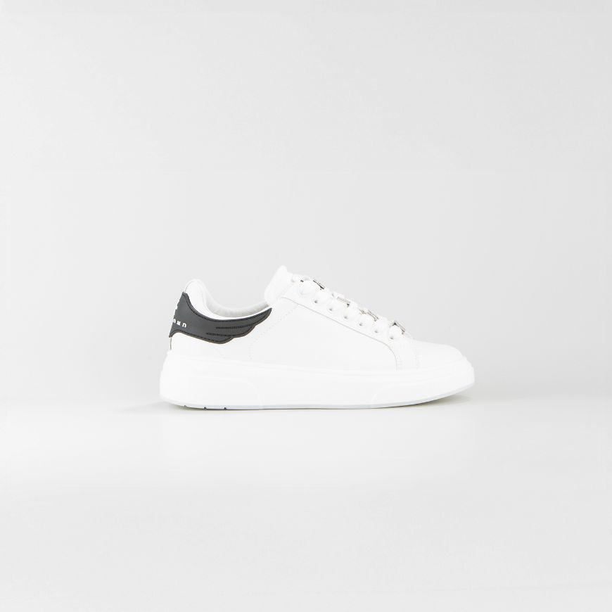 Снимка на JOHN RICHMOND ДАМСКИ ОБУВКИ JR ONE LEATHER SNEAKERS WITH METAL ACCESSORY LACES - БЯЛО/ЧЕРНО