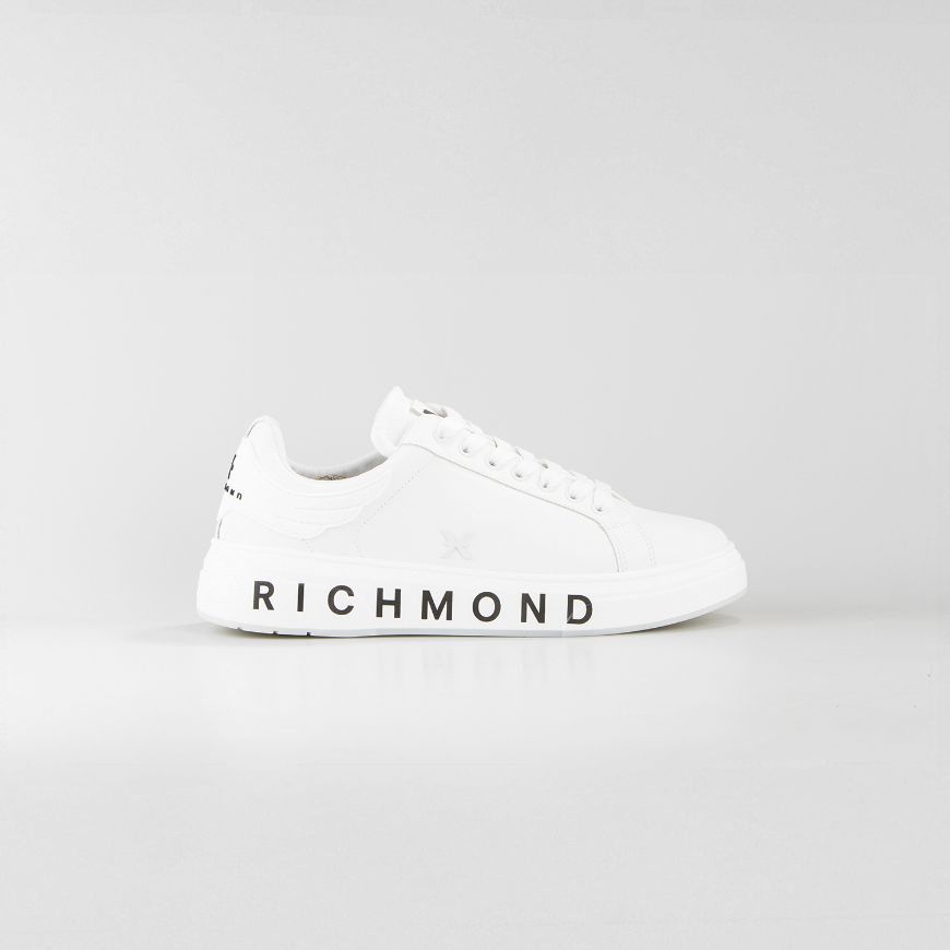 Снимка на JOHN RICHMOND МЪЖКИ ОБУВКИ JR ONE LEATHER SNEAKERS WITH METAL ACCESSORY AND LOGO PRINT - БЯЛО