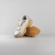 Снимка на CNC COSTUME NATIONAL ДАМСКИ ОБУВКИ QS.89 LEATHER AND FABRIC SNEAKERS WITH GRAPHIC PRINT - БЯЛО/ СРЕБ 3
