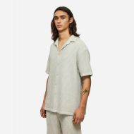 Picture of DIRTY LAUNDRY MEN'S CLASSIC SHORTSLEEVE SHIRT IN SAND 2