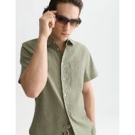 Picture of SCOTCH&SODA MEN'S JACQUARD SEER-SUCKER REGULAR FIT SHORT-SLEEVED SHIRT - OIL GREEN 6