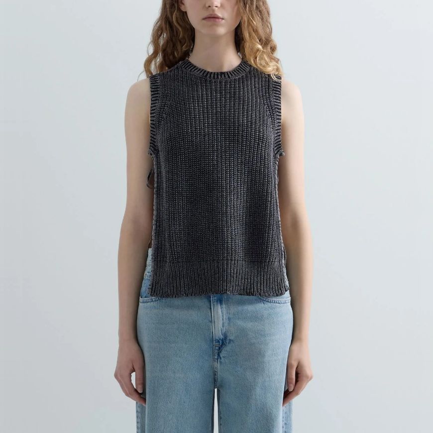 Снимка на REPLAY ДАМСКИ ТОП SLEEVELESS KNIT TOP BLACK