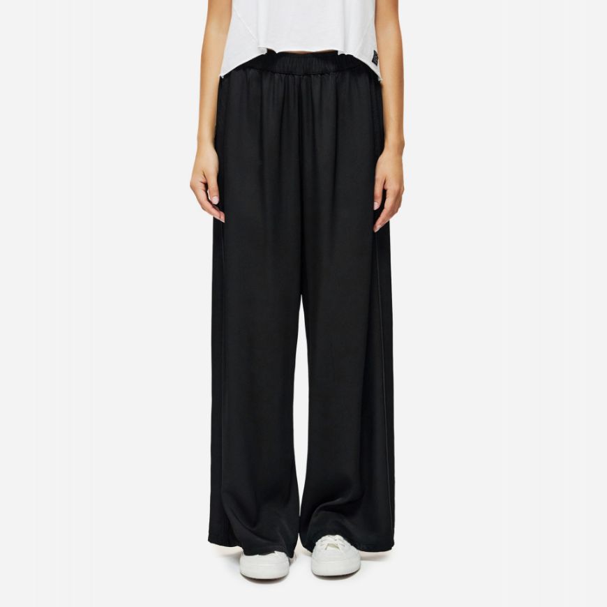 Снимка на DIRTY LAUNDRY ДАМСКИ ПАНТАЛОН SATIN WIDE LEG PANTS В ЧЕРНО