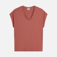 Picture of SCOTCH&SODA WOMEN'S AMPERSAND EMBROIDERY V-NECK T-SHIRT - WITHERED ROSE 1