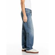 Picture of REPLAY MEN'S BWAII RELAXED-FIT RED CAST COMFORT DENIM JEANS MEDIUM BLUE 2