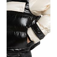 Снимка на REPLAY ДАМСКО ЯКЕ CROPPED RELAXED NYLON JACKET BLACK/EGGNOG 5