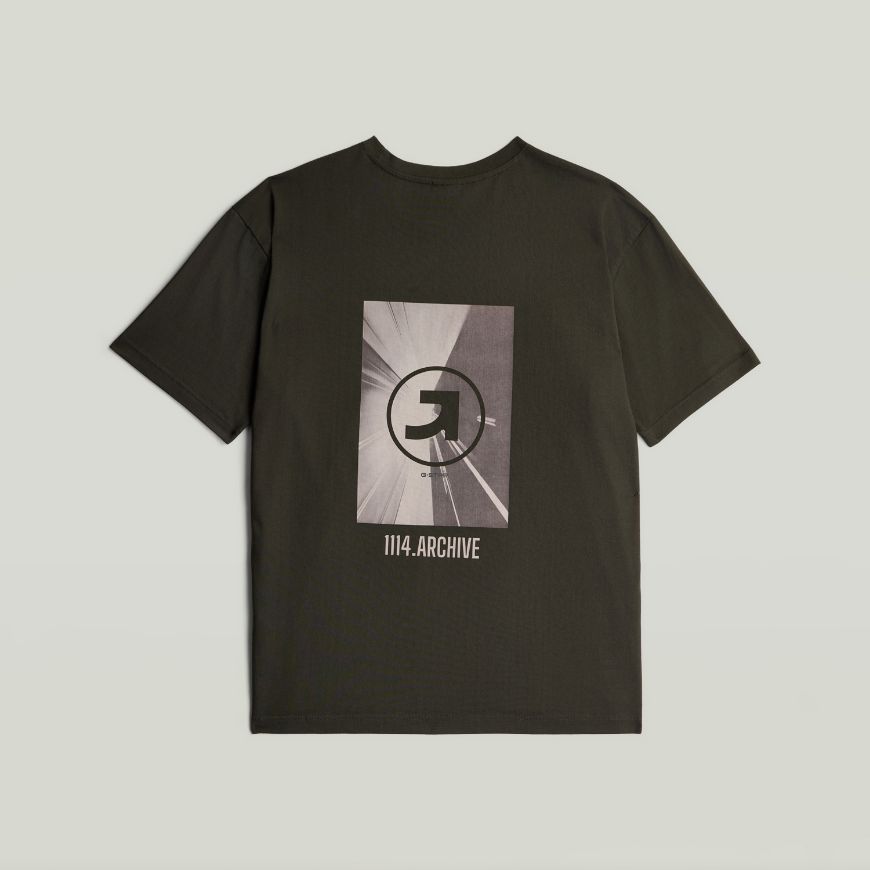 Picture of G-STAR MEN'S BACK PHOTO PRINT RELAXED T-SHIRT ASFALT
