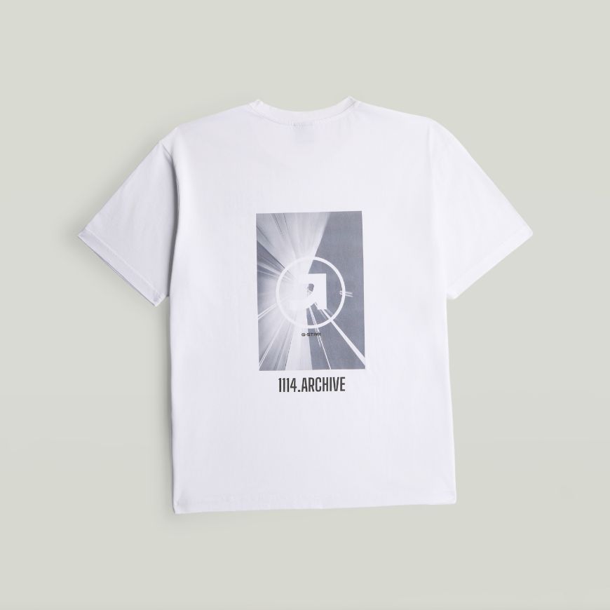 Picture of G-STAR MEN'S BACK PHOTO PRINT RELAXED T-SHIRT WHITE