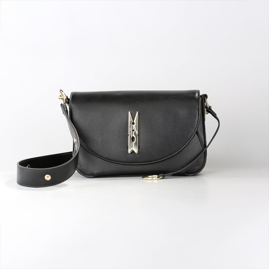Picture of LOVE MOSCHINO WOMEN'S SHOULDER BAG PINNED LOVE BLACK