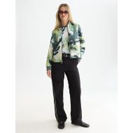 Picture of SCOTCH&SODA WOMEN'S REVERSIBLE QUILTED BOMBER - BALSAM GREEN 9