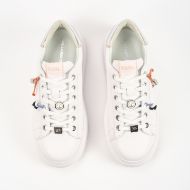 Picture of KARL LAGERFELD WOMEN'S ANAKAPRI TASSEL CHARMS SNEAKERS WHITE W/SILVER 3
