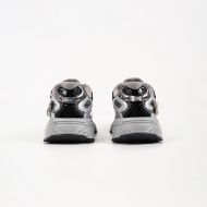 Picture of KARL LAGERFELD WOMEN'S ORION FLORA TRIM LOW LACE SNEAKERS BLACK W/SILVER 5