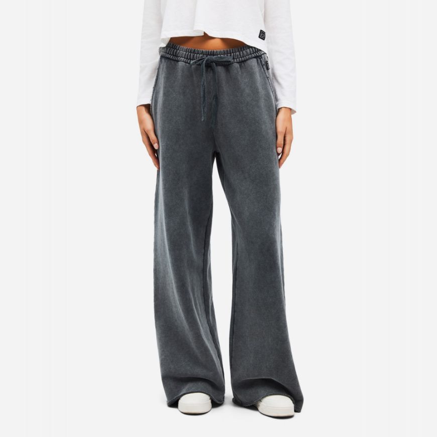 Снимка на DIRTY LAUNDRY ДАМСКИ ПАНТАЛОН WIDELEG SWEATPANTS WITH RAW EDGES VINTAGE GREY