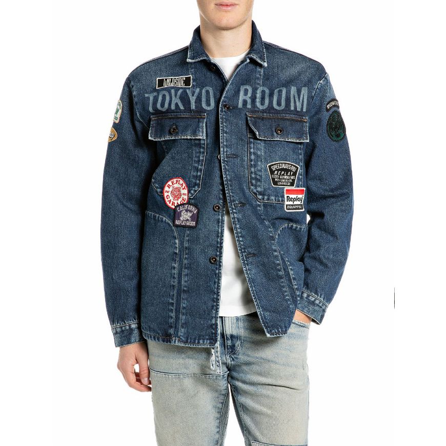 Снимка на REPLAY МЪЖКО ЯКЕ DENIM SHIRT JACKET WITH LETTERING AND PATCHES MEDIUM BLUE