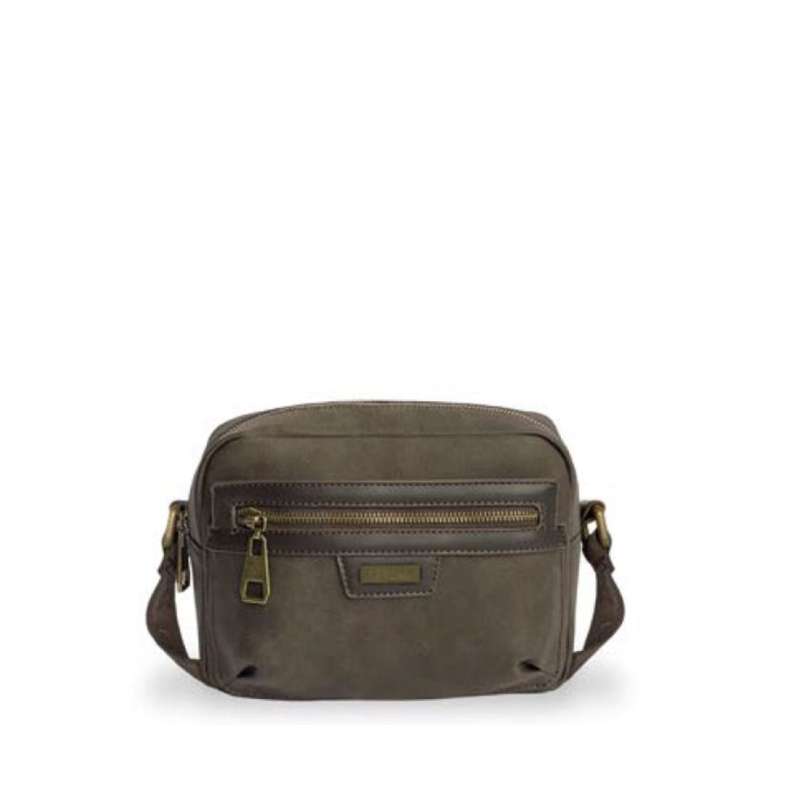 Снимка на REPLAY МЪЖКА ЧАНТА SYNTHETIC NUBUCK CROSSBODY BAG WITH ZIPPER POCKET DARK BROWN