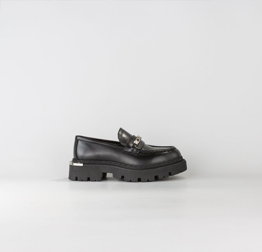 Снимка на JOHN RICHMOND ДАМСКИ ОБУВКИ WICTOR ABRASIVED LEATHER LOAFERS WITH METAL LETTERS BLACK