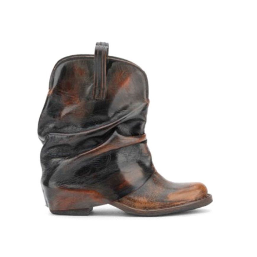 Снимка на MOMA ДАМСКИ БОТУШИ TRONCHETTO BOOTS DALLAS PECOS BRUSHED - TEGOLA