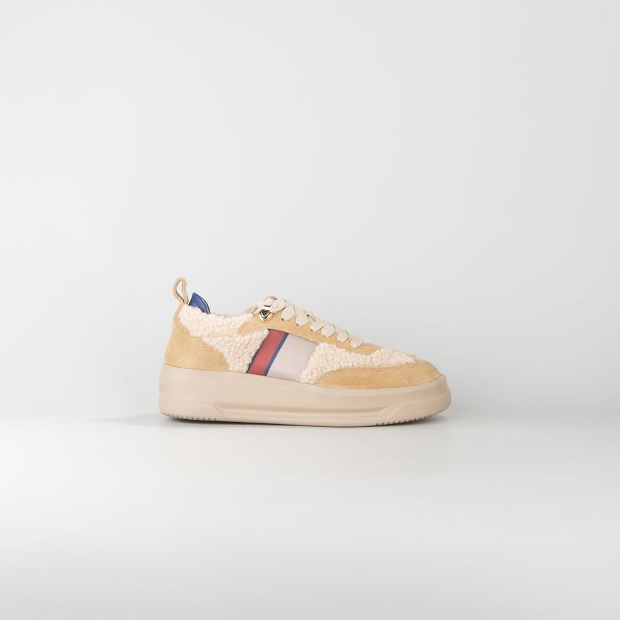 Снимка на LOVE MOSCHINO ДАМСКИ СПОРТНИ ОБУВКИ SUEDE ECLIPSE BEIGE