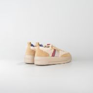Снимка на LOVE MOSCHINO ДАМСКИ СПОРТНИ ОБУВКИ SUEDE ECLIPSE BEIGE 3